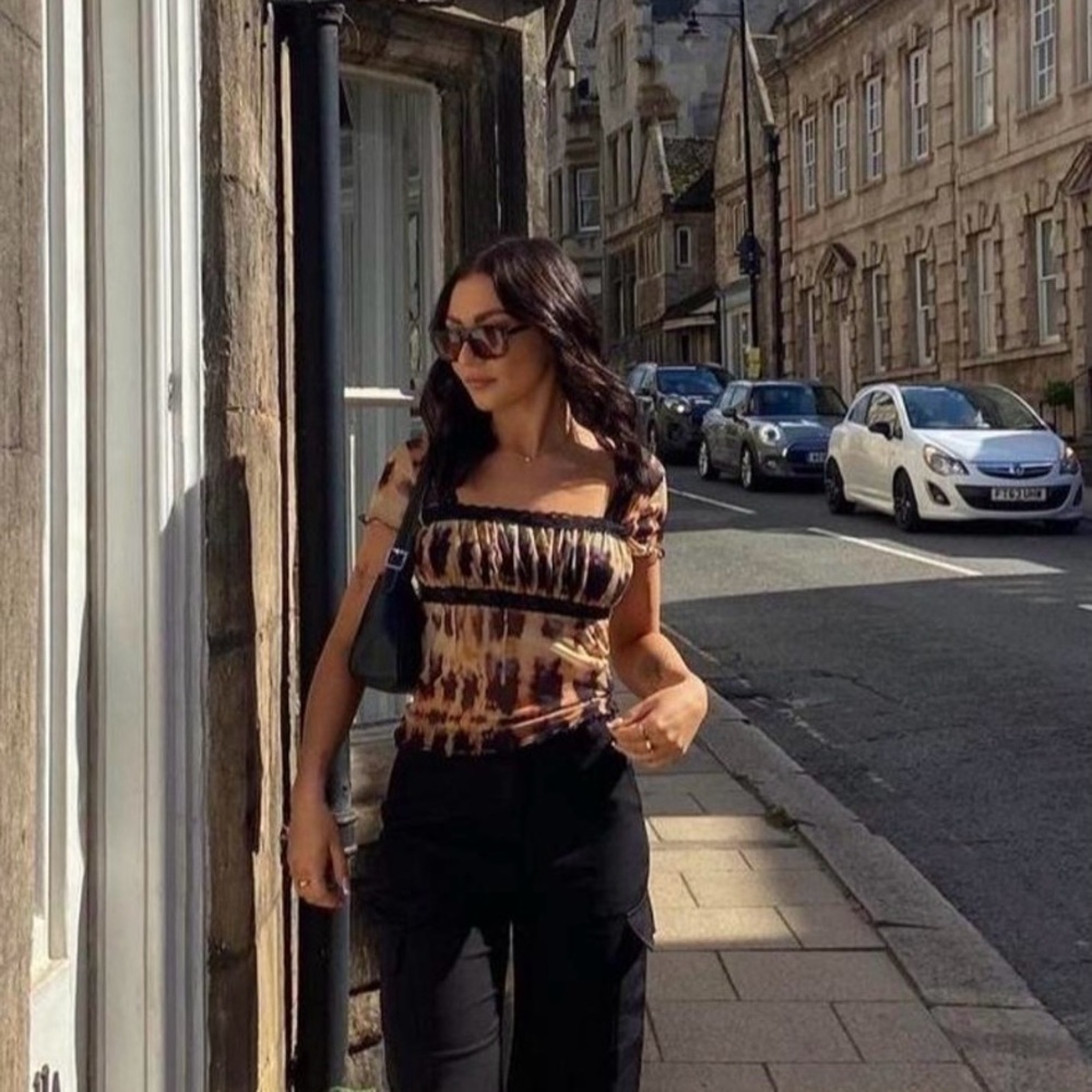 Abstract Print Mesh Top